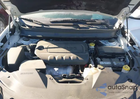 2021 Jeep Cherokee Latitude Plus Fwd z USA, uszkodzony, nr VIN 1C4PJLLB2MD187184